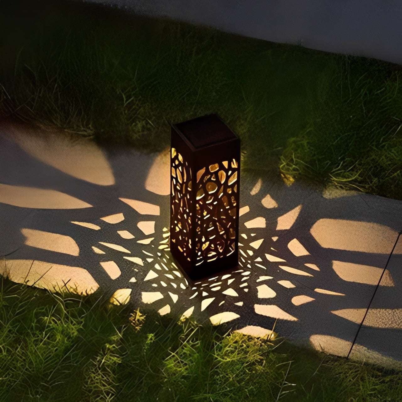 Solar Garden Light Post – Wireless Outdoor Solar Lamp – LED – Automatic Light Sensor – IP65