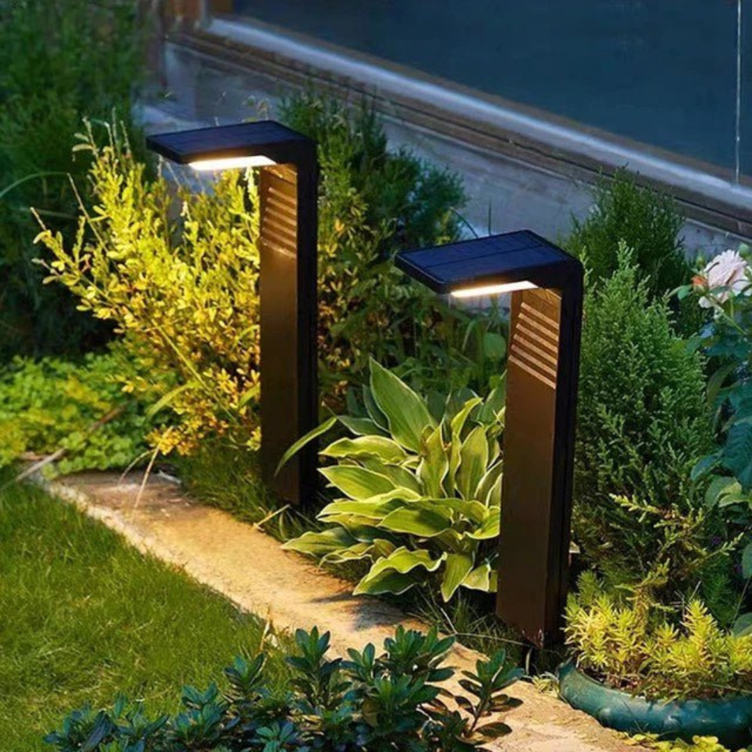 Solar Outdoor Light – Energy-Efficient LED Garden Lighting – Weatherproof – Automatic ON/OFF
