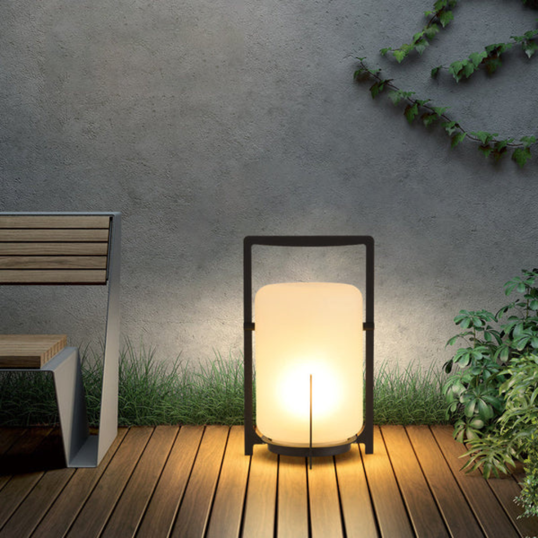 Solar Outdoor Lamp – LED – Stainless Steel & Glass – Durable Solar Garden Lighting – IP65